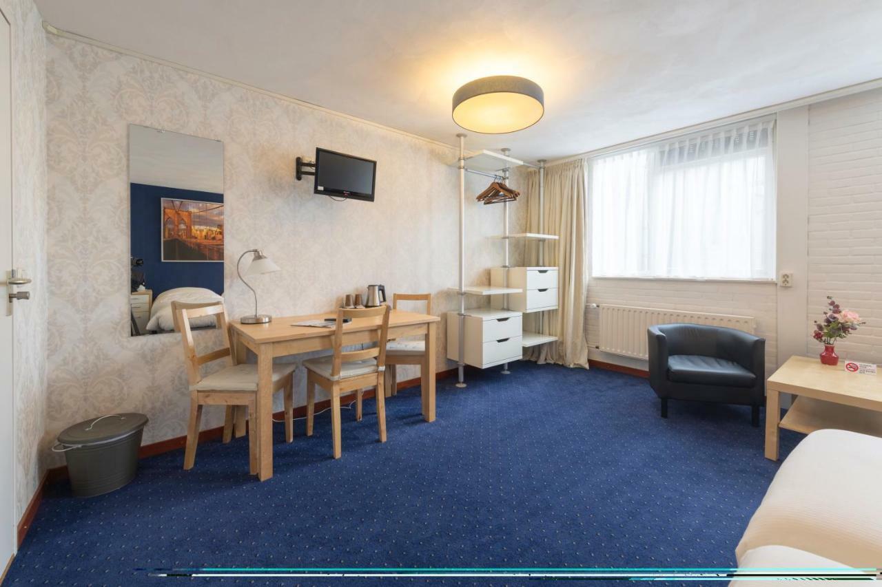 De Waag Hotel Макум Екстериор снимка
