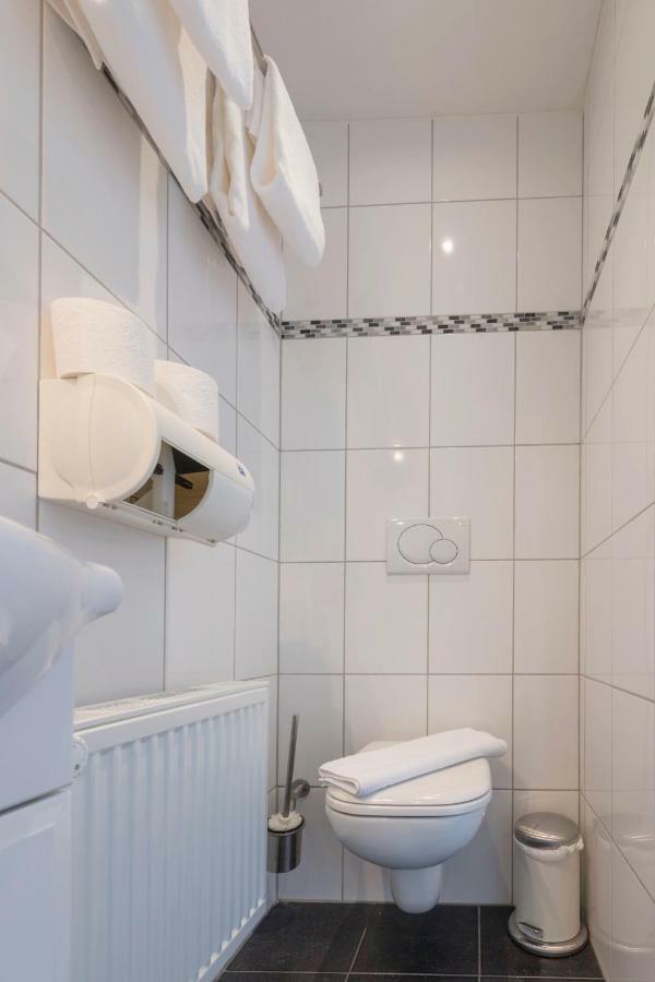 De Waag Hotel Макум Екстериор снимка